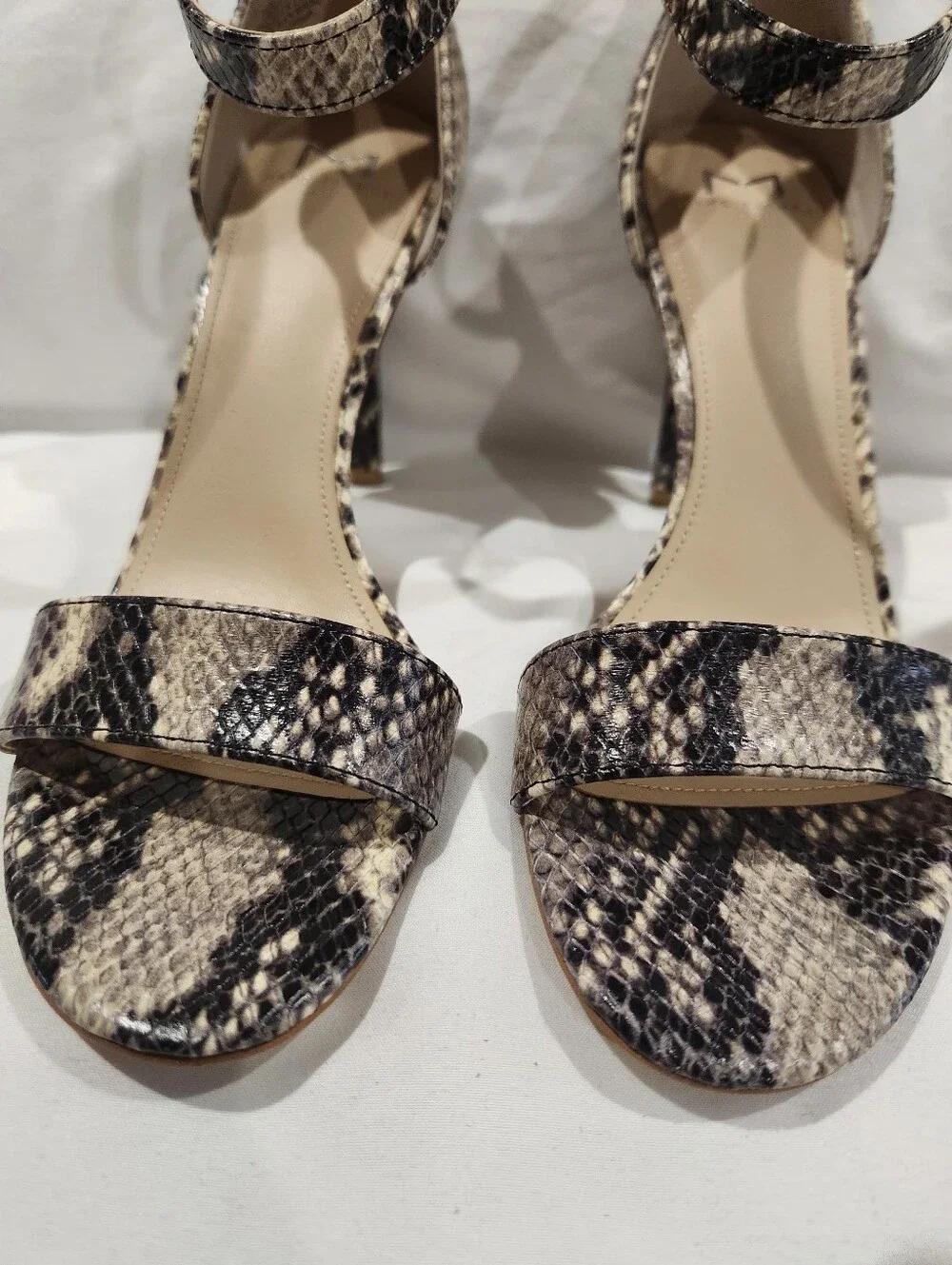 Marc Fisher Kora Strappy Snake-Print Ankle Strap Heels Size 7